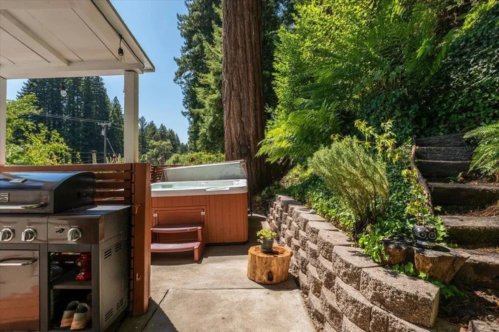 325 Brimblecom Road Boulder Creek, CA 95006