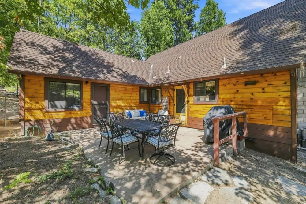 23100 Tuolumne Drive Twain Harte, CA 95383