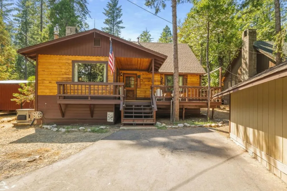 23100 Tuolumne Drive Twain Harte, CA 95383