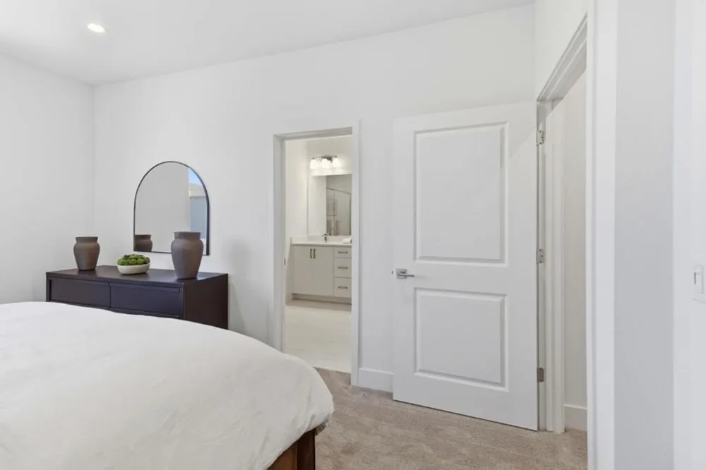 2861 Josephine Lane Palo Alto, CA 94303