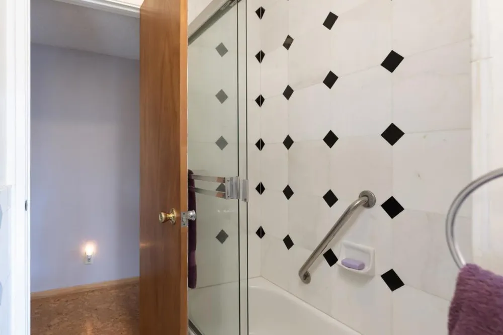 2520 Howe Street Santa Cruz, CA 95065