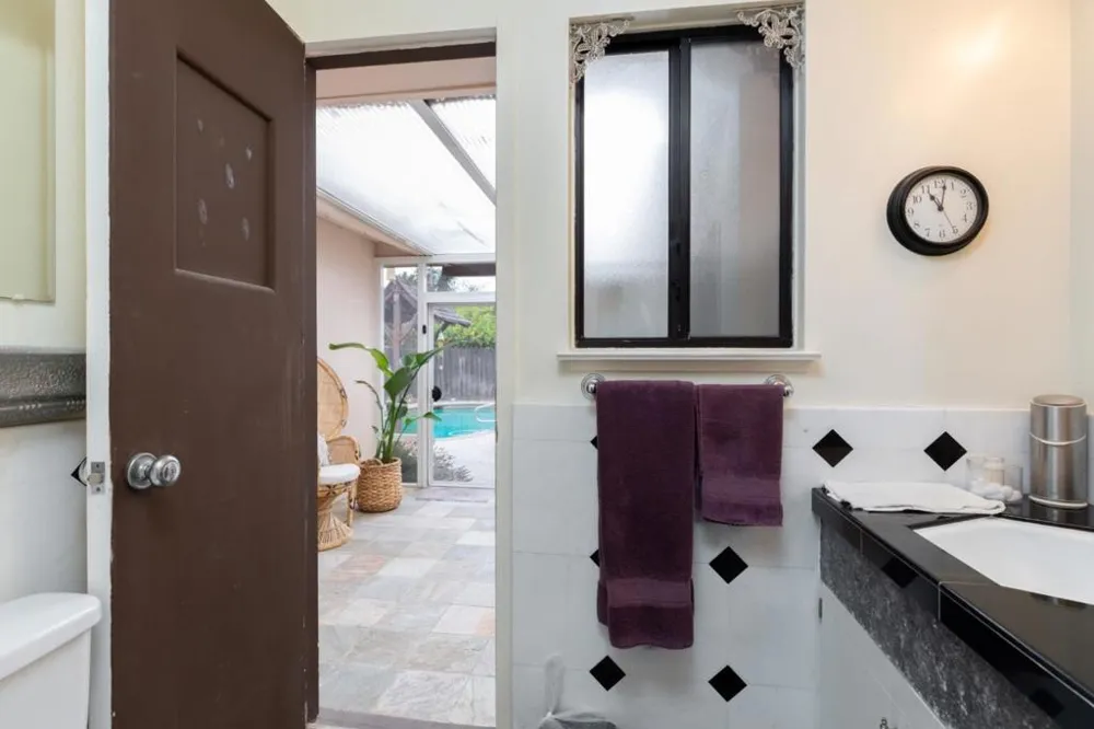 2520 Howe Street Santa Cruz, CA 95065