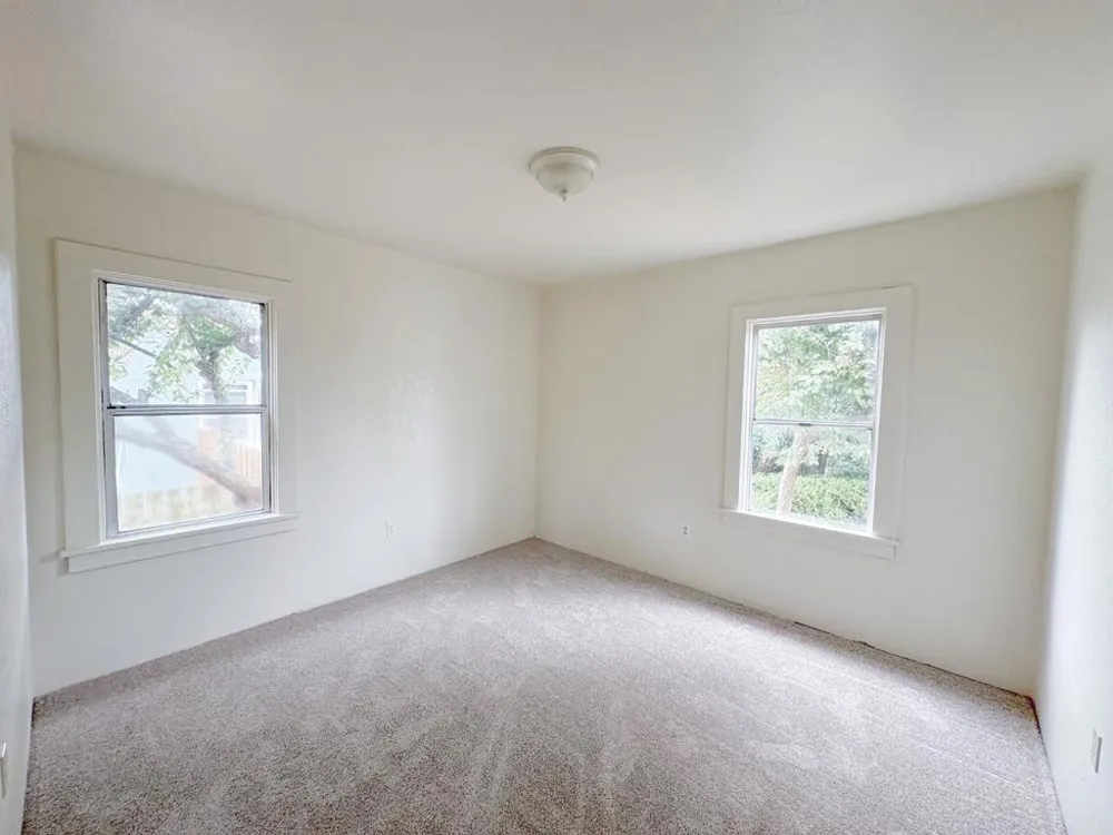 26 Laurel Street Watsonville, CA 95076