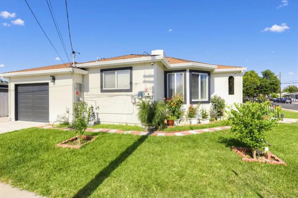 628 Carpino Avenue Pittsburg, CA 94565