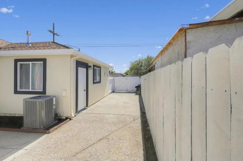 628 Carpino Avenue Pittsburg, CA 94565