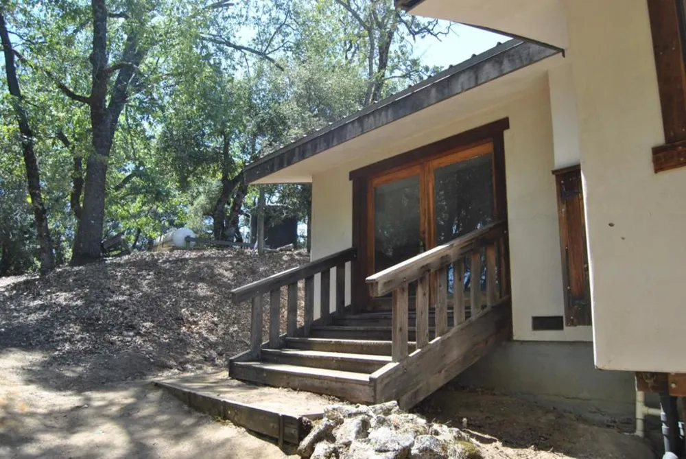39141 Tassajara Road Carmel Valley, CA 93924