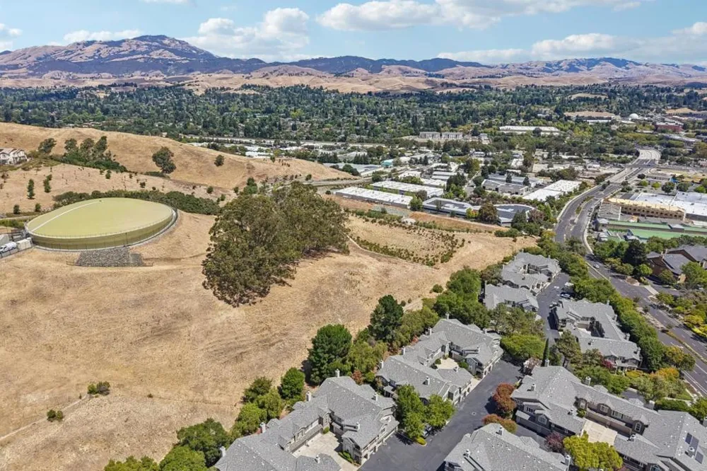 702 Destiny Lane San Ramon, CA 94583