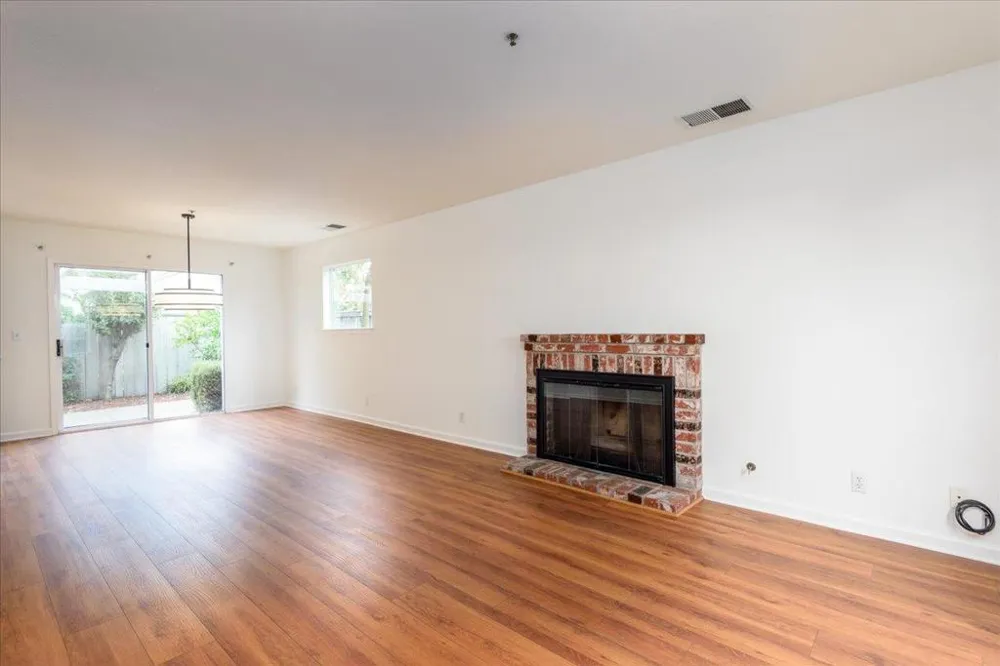 3 Bay San Mateo, CA 94401