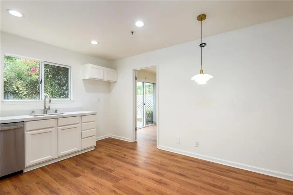 3 Bay San Mateo, CA 94401