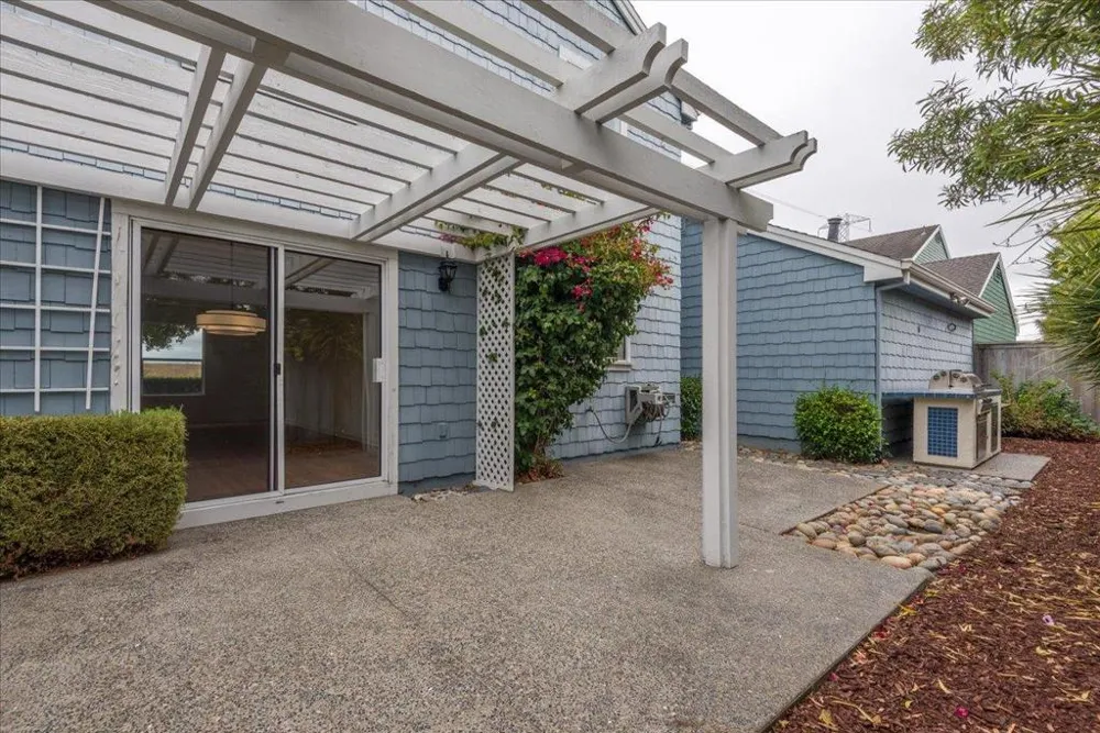 3 Bay San Mateo, CA 94401