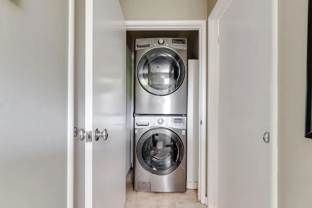 233 Wixon Avenue Aptos, CA 95003