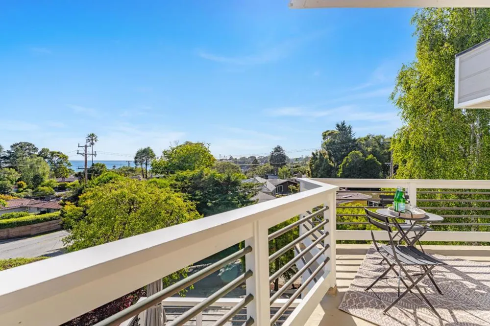 233 Wixon Avenue Aptos, CA 95003