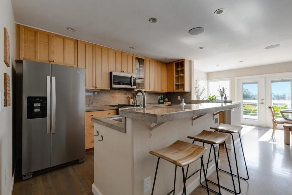 233 Wixon Avenue Aptos, CA 95003