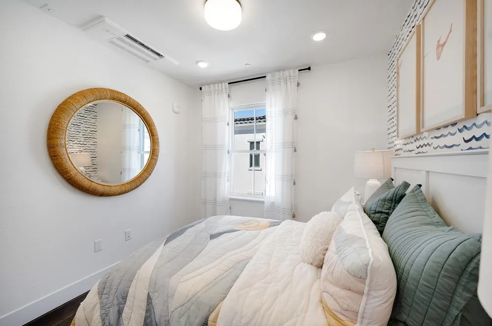 2120 Latham Street Mountain View, CA 94040