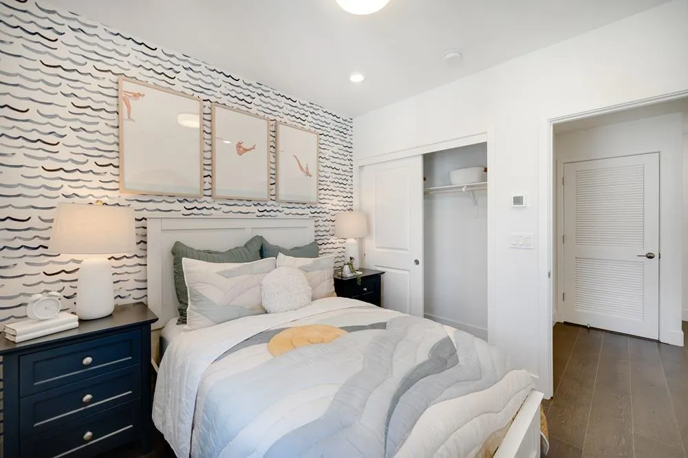 2120 Latham Street Mountain View, CA 94040