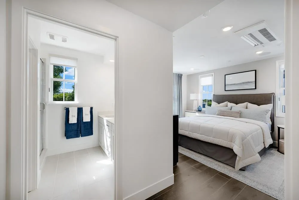 2120 Latham Street Mountain View, CA 94040