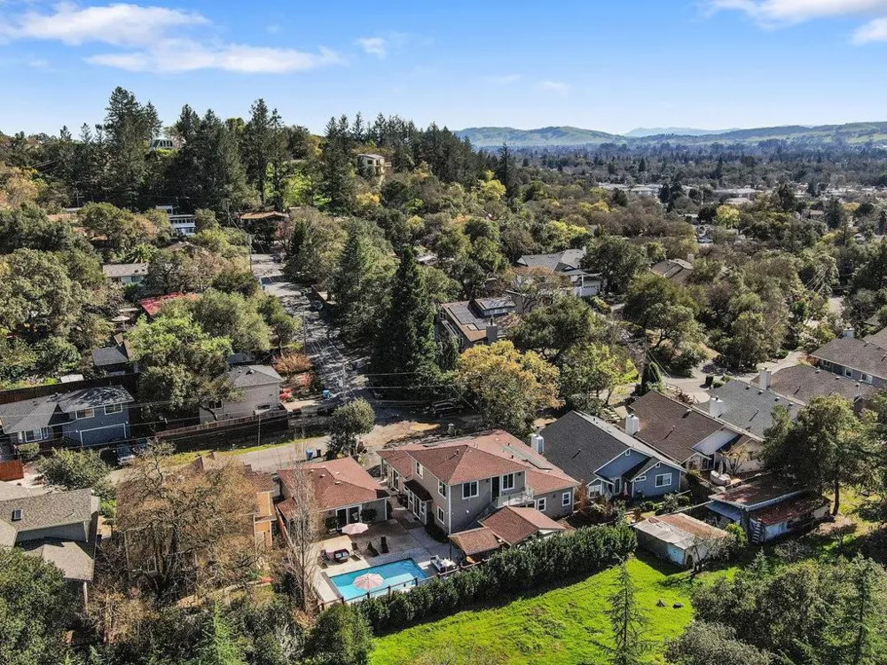 227 Theodor Lane Sonoma, CA 95476