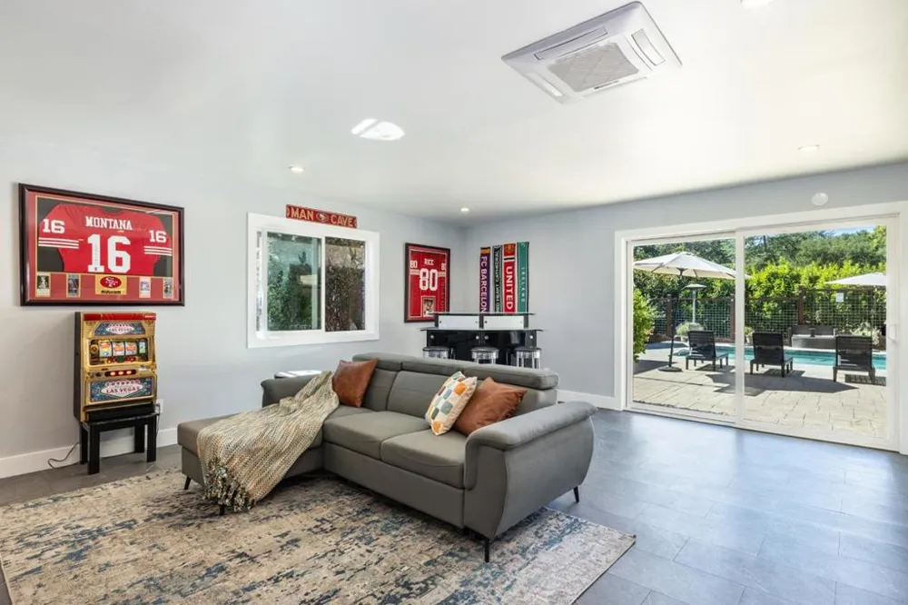 227 Theodor Lane Sonoma, CA 95476