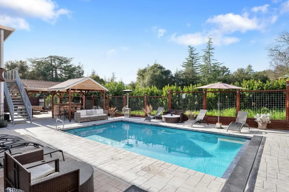 227 Theodor Lane Sonoma, CA 95476