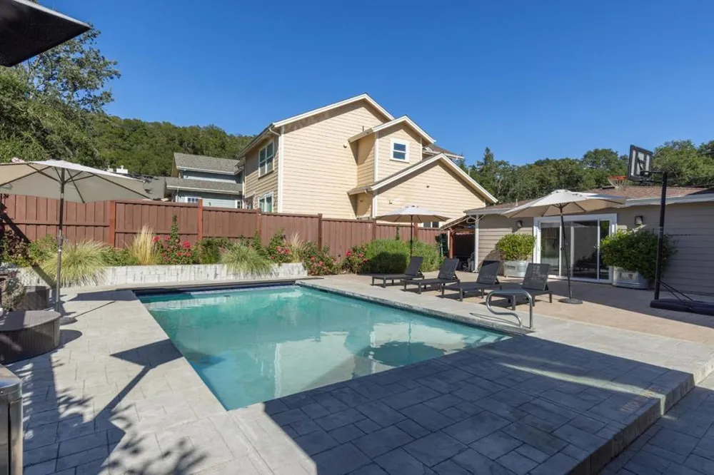 227 Theodor Lane Sonoma, CA 95476
