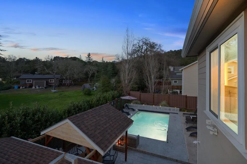 227 Theodor Lane Sonoma, CA 95476
