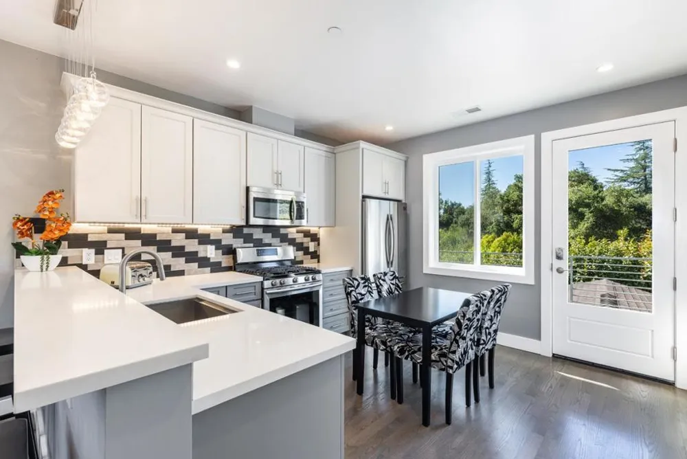 227 Theodor Lane Sonoma, CA 95476