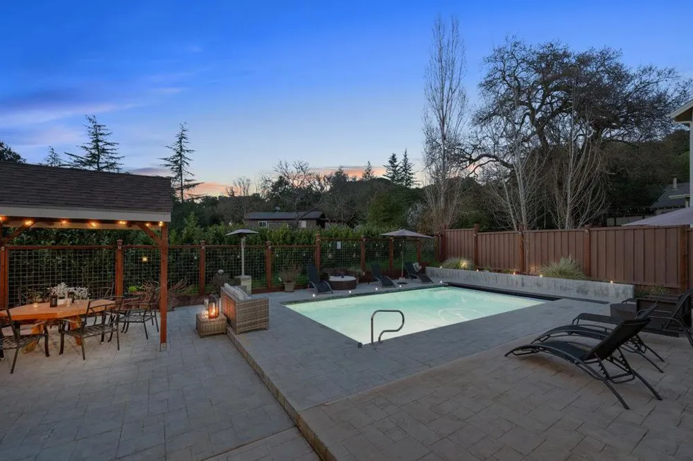 227 Theodor Lane Sonoma, CA 95476