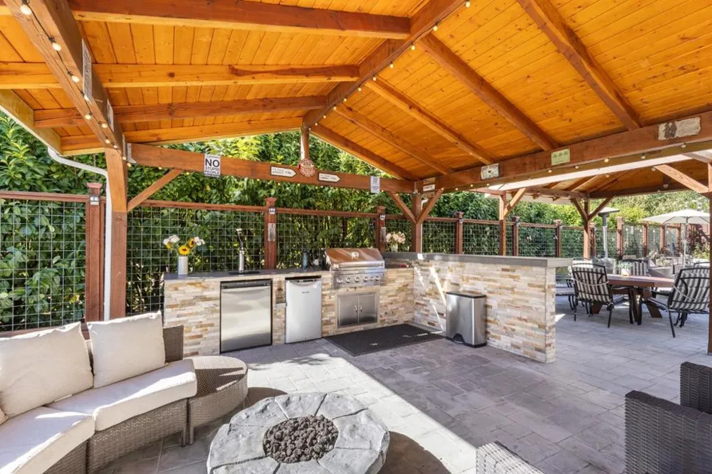 227 Theodor Lane Sonoma, CA 95476