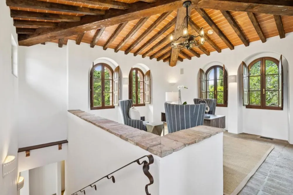 600 Moore Road Woodside, CA 94062