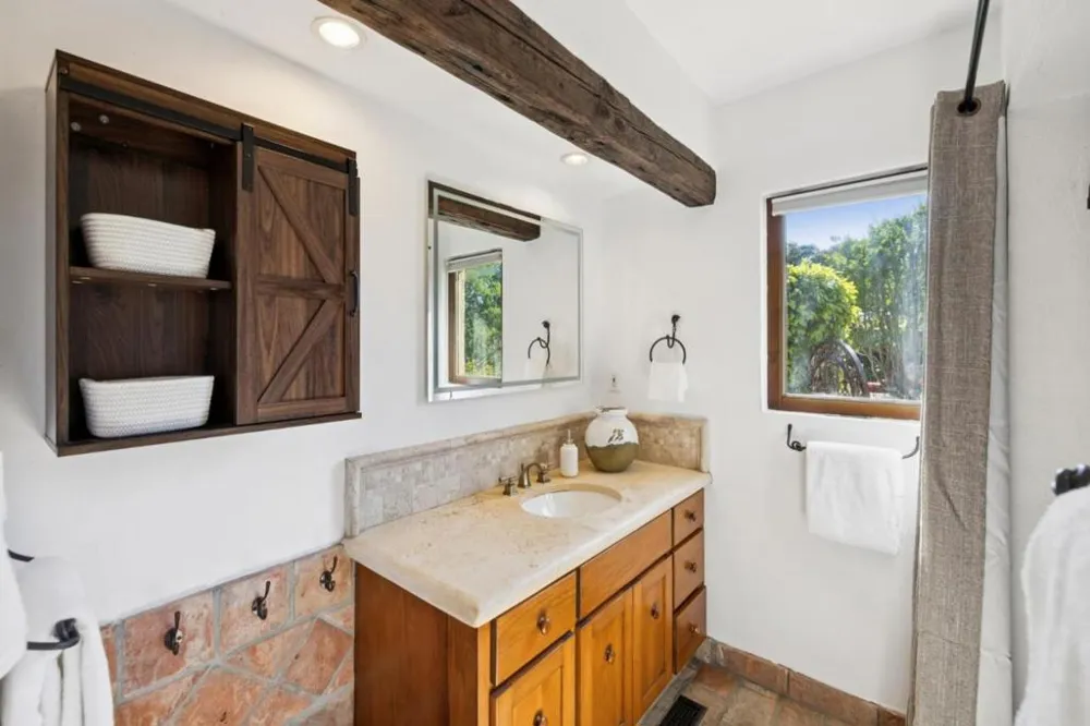 600 Moore Road Woodside, CA 94062