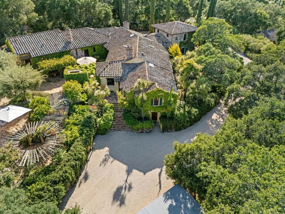 600 Moore Road Woodside, CA 94062