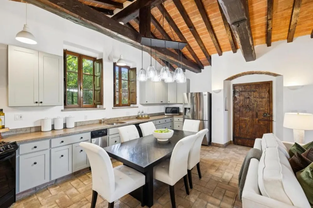 600 Moore Road Woodside, CA 94062