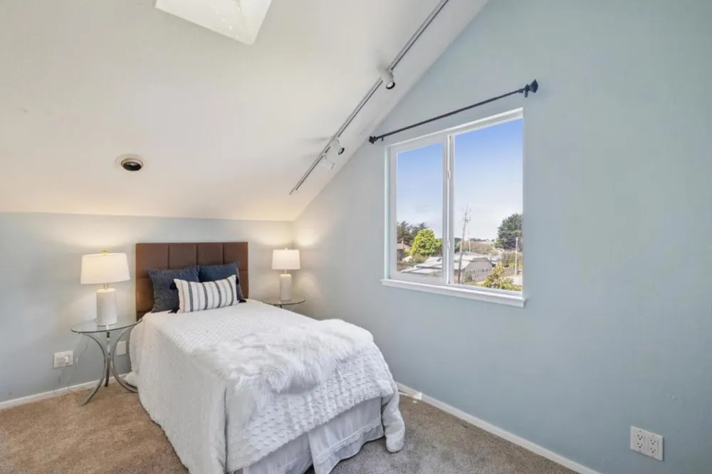 909 Etheldore Street Moss Beach, CA 94038