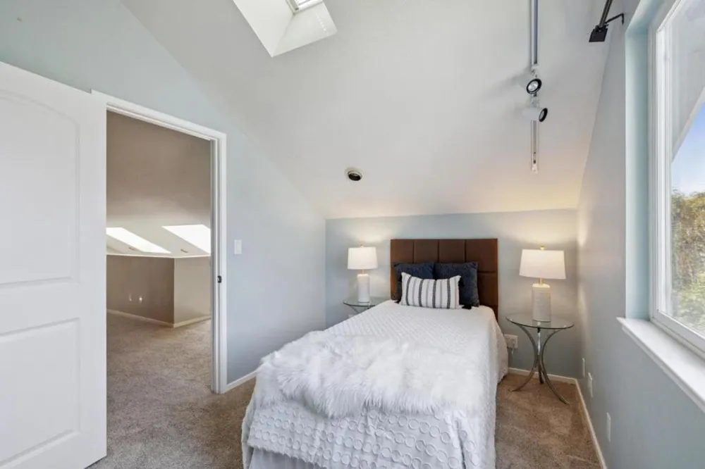 909 Etheldore Street Moss Beach, CA 94038