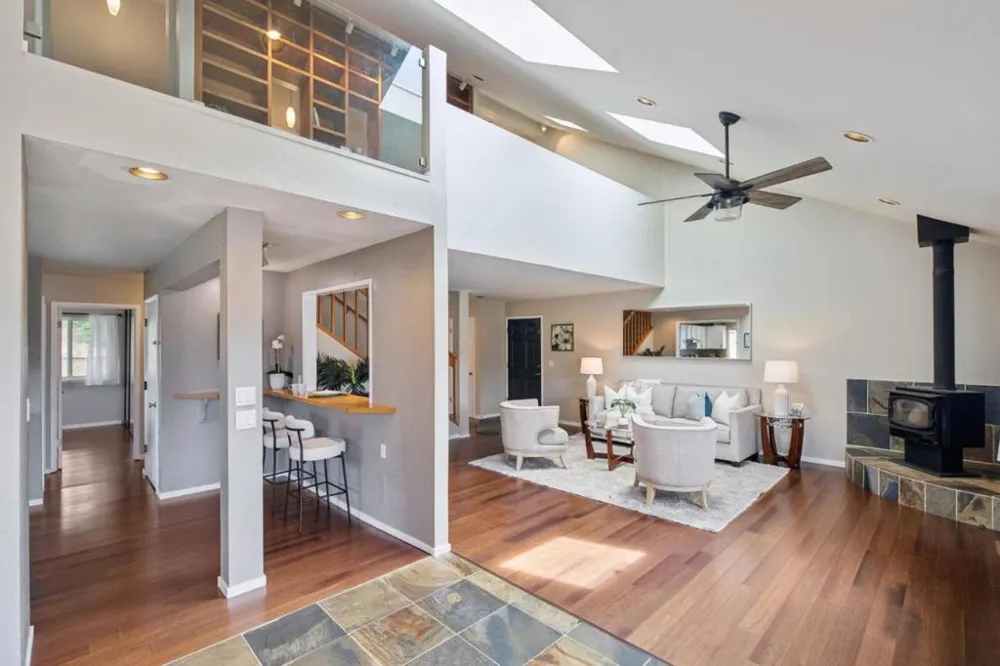 909 Etheldore Street Moss Beach, CA 94038