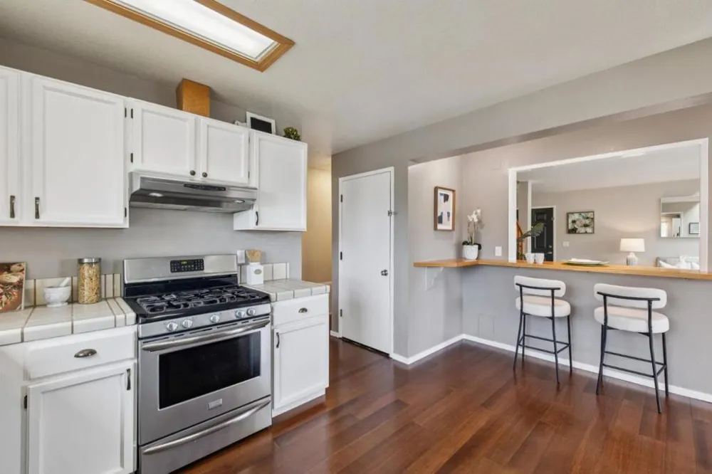 909 Etheldore Street Moss Beach, CA 94038