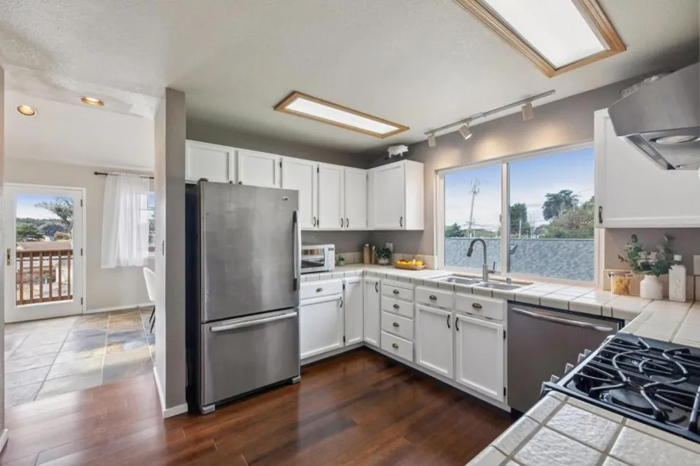 909 Etheldore Street Moss Beach, CA 94038