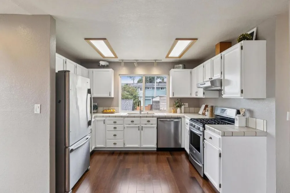 909 Etheldore Street Moss Beach, CA 94038