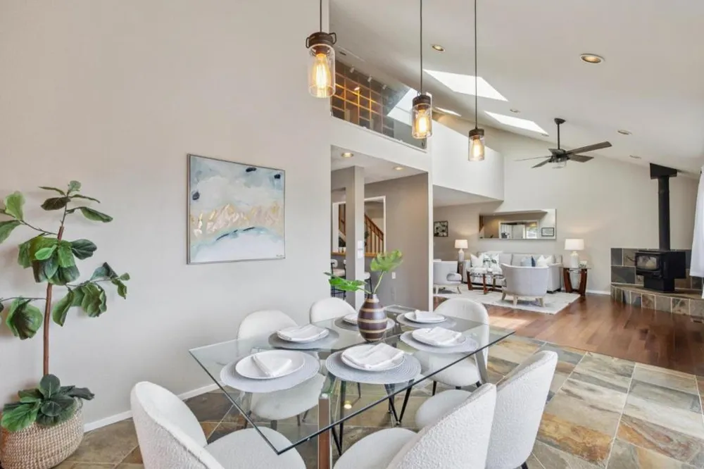 909 Etheldore Street Moss Beach, CA 94038
