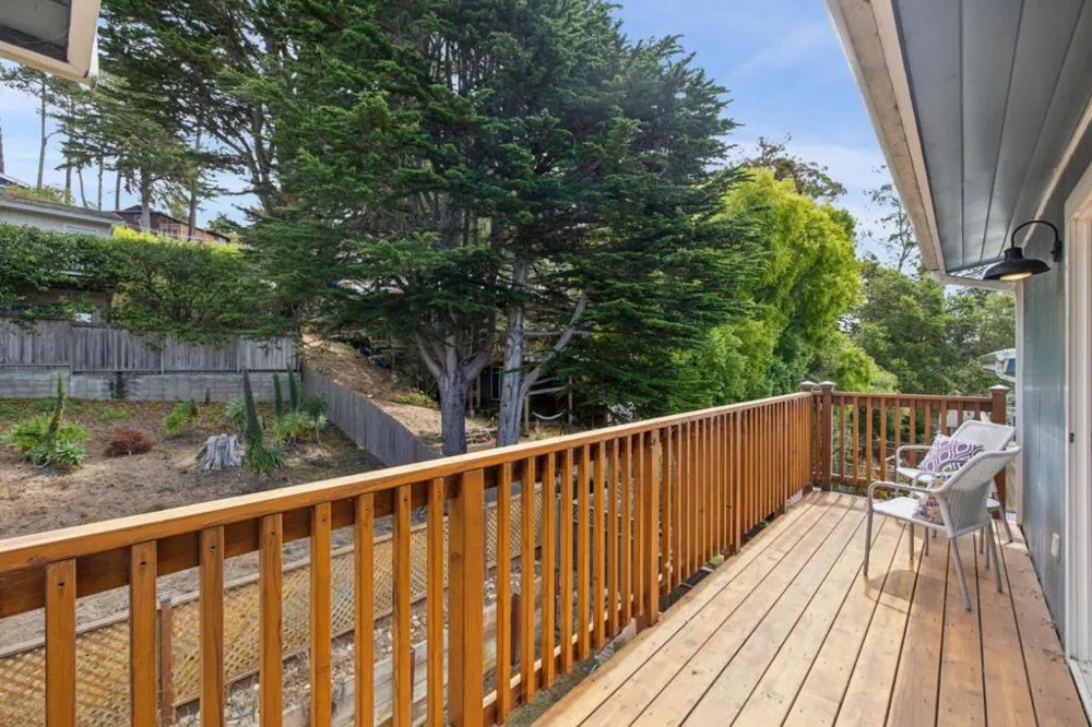 909 Etheldore Street Moss Beach, CA 94038