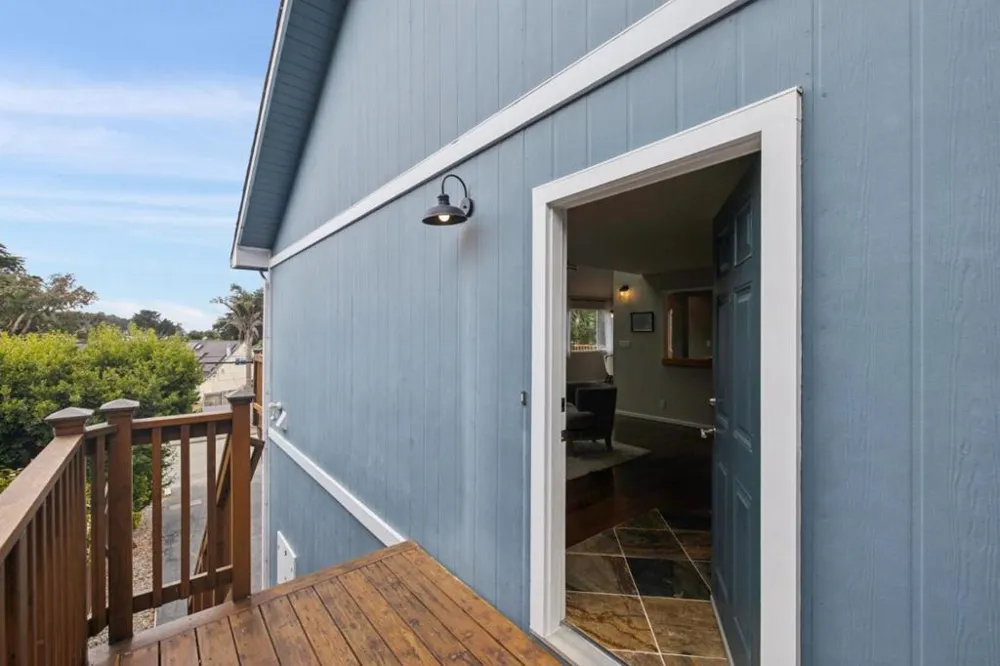 909 Etheldore Street Moss Beach, CA 94038