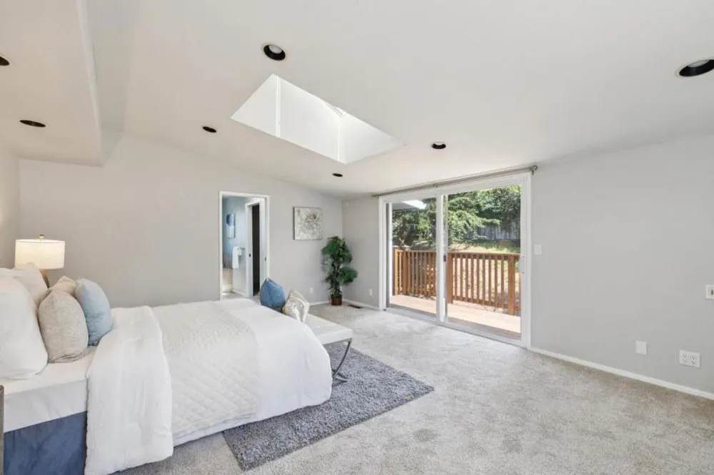 909 Etheldore Street Moss Beach, CA 94038