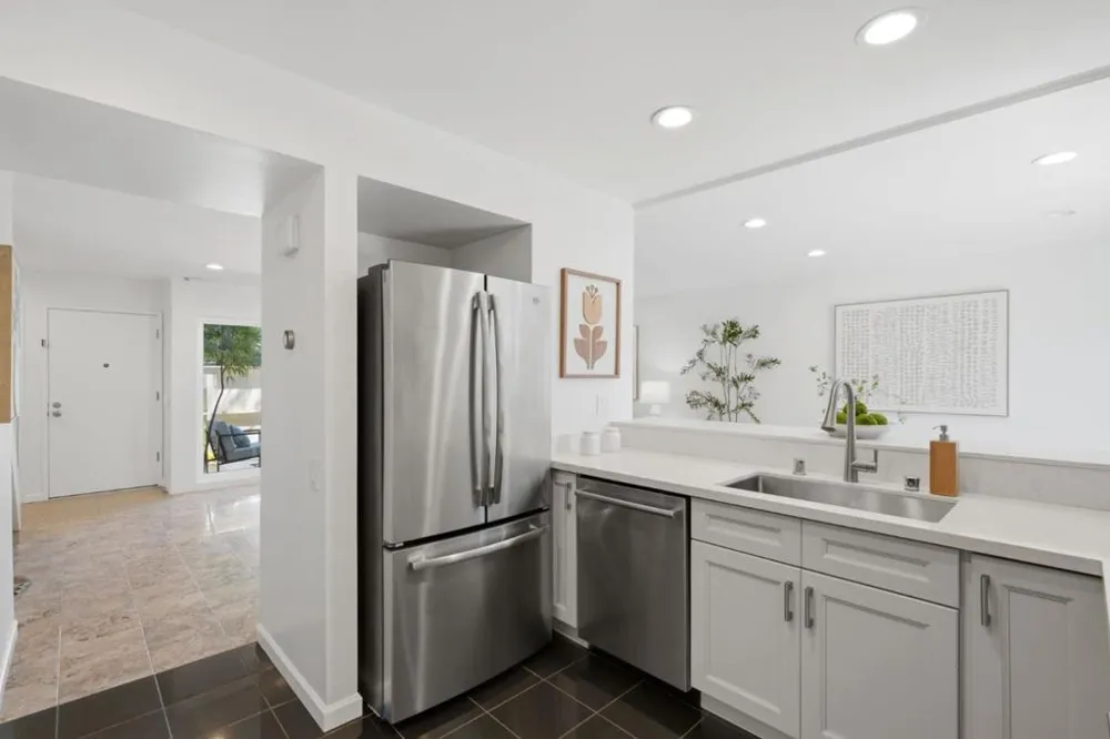 715 Quetta Avenue #E Sunnyvale, CA 94087
