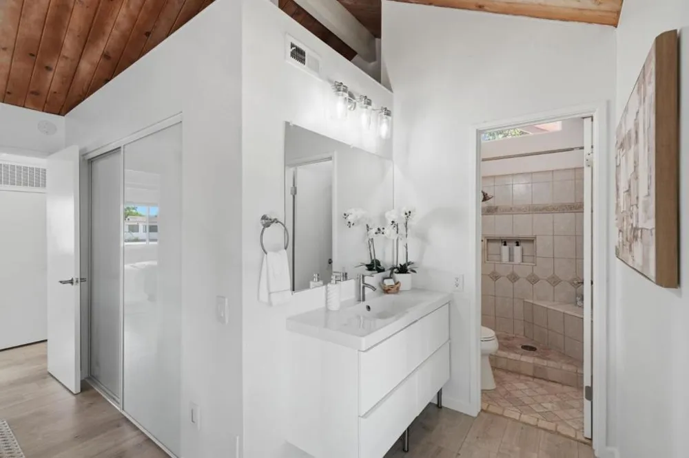 715 Quetta Avenue #E Sunnyvale, CA 94087