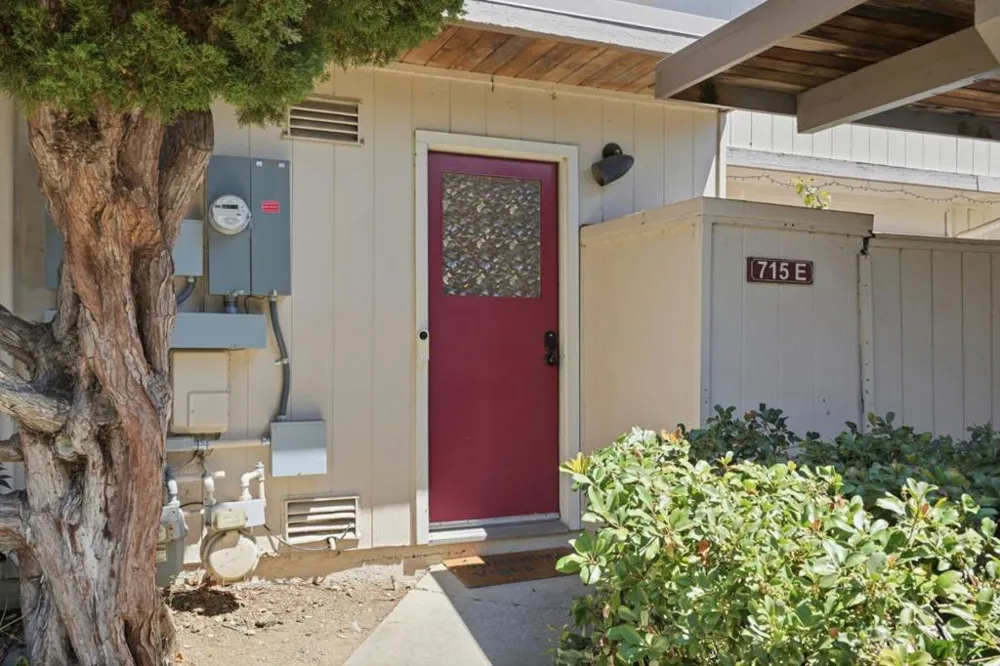 715 Quetta Avenue #E Sunnyvale, CA 94087