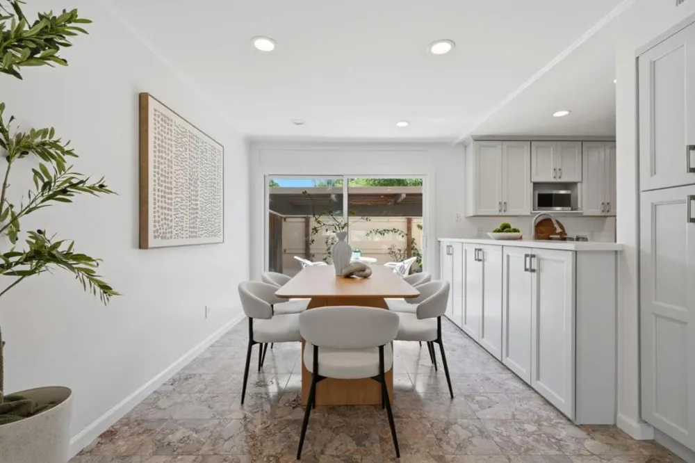 715 Quetta Avenue #E Sunnyvale, CA 94087