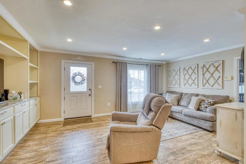 10941 Axtell Street Castroville, CA 95012