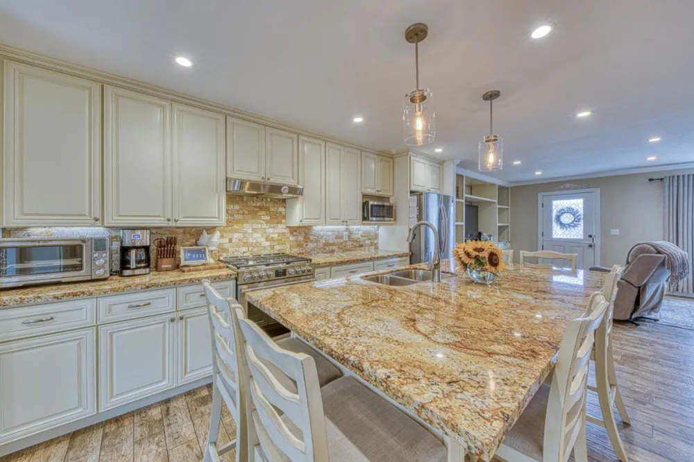 10941 Axtell Street Castroville, CA 95012