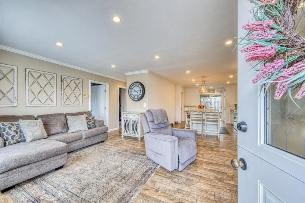 10941 Axtell Street Castroville, CA 95012