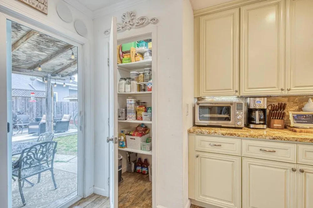 10941 Axtell Street Castroville, CA 95012